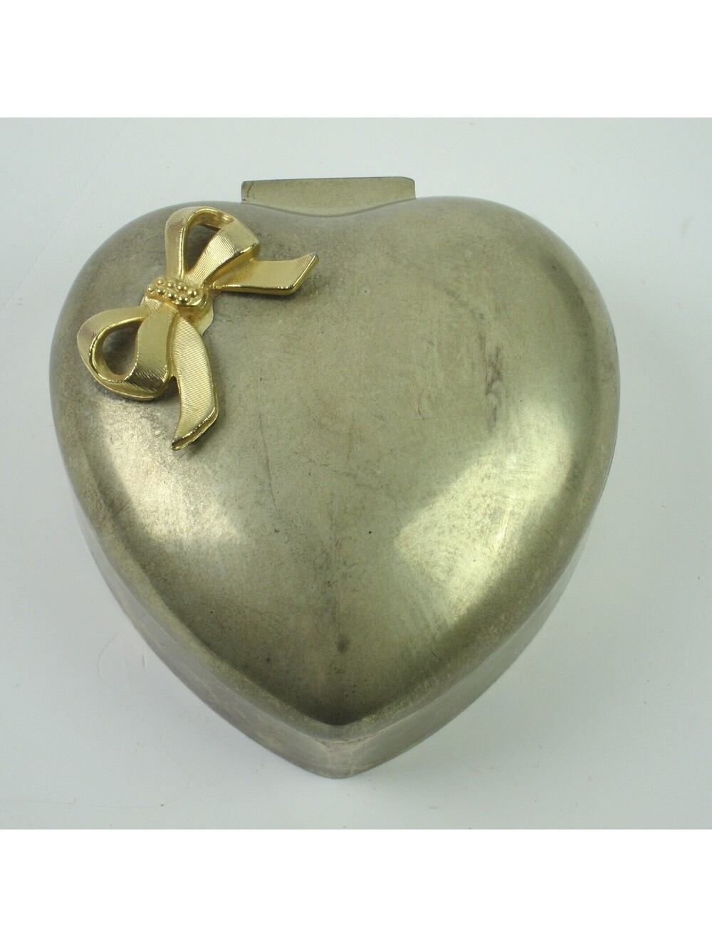 International Silver Plated Heart Jewelry Trinket Box Red Velvet Inner Vintage